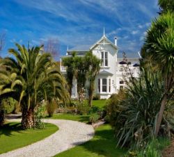 HOTELS S�DEN - Sennen House, Picton